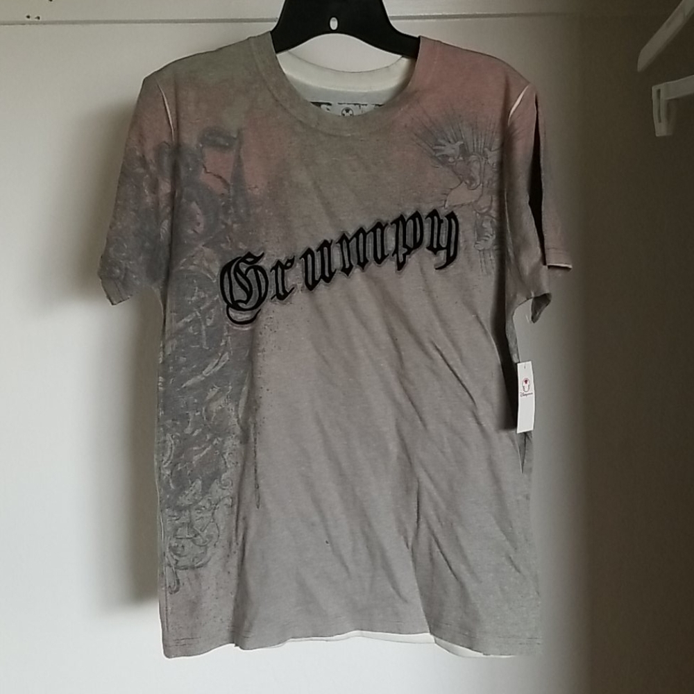 Men's Small (S) Grumpy Disney Snow White Shirt